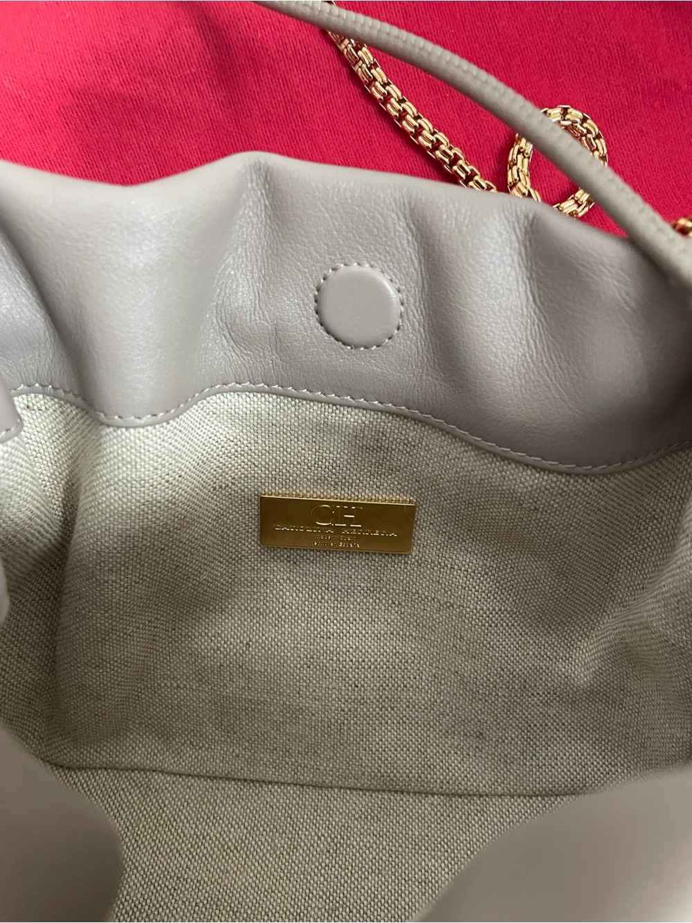 Carolina Herrera Leather Drawstring Crossbody Bucket Bag with Gold Hardware - Picture 11 of 12